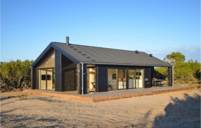 3 Bedroom Lovely Home In Anholt in Anholt